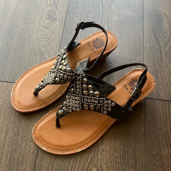 Yellow Box Embellished Wedge Sandals - Picture 4 of 8